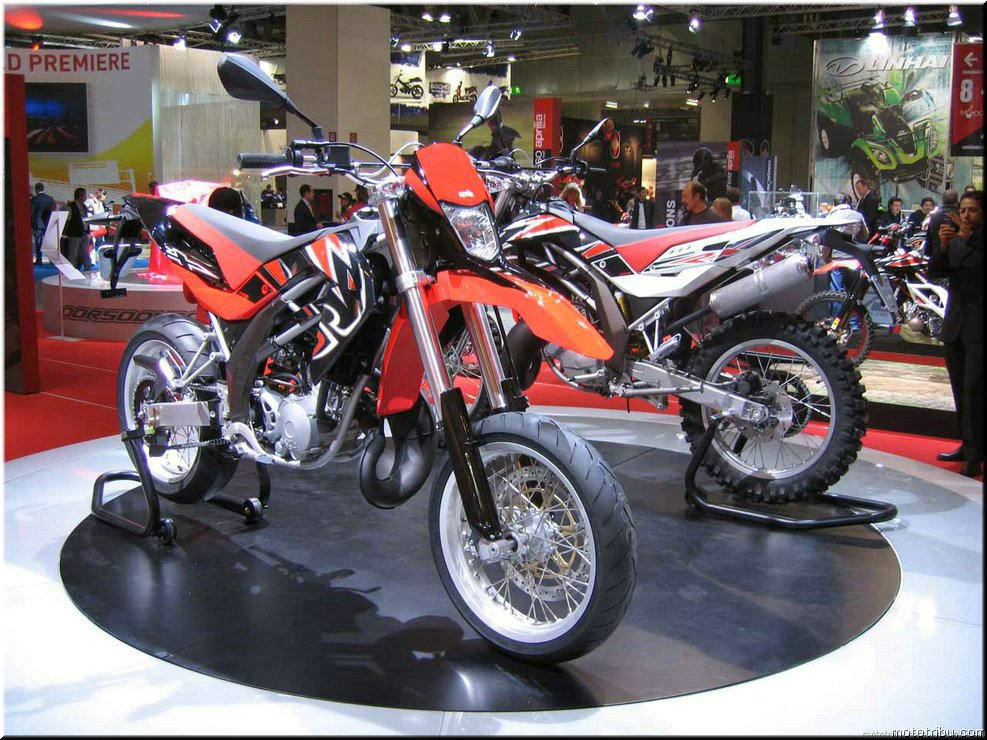 MOTO 