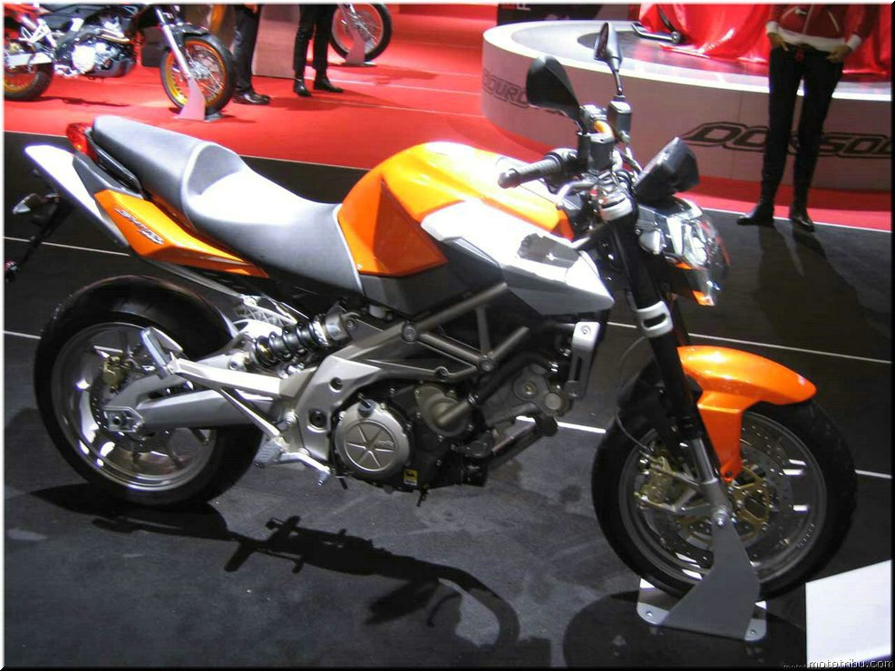 MOTO 