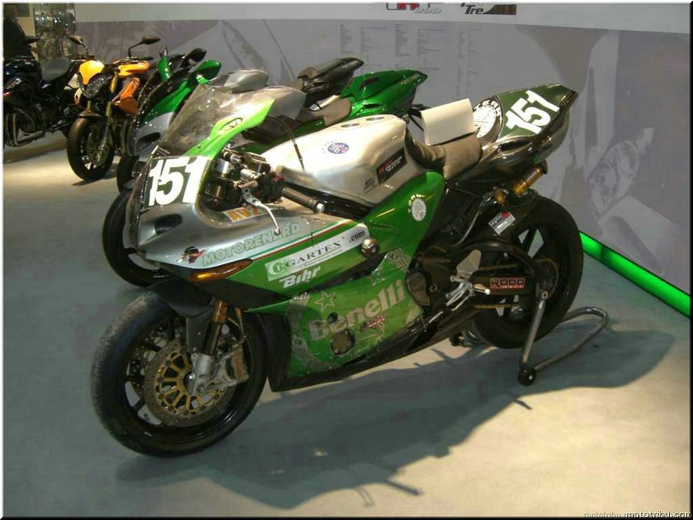 MOTO 