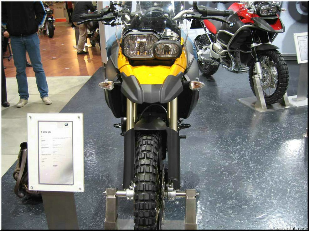 MOTO 