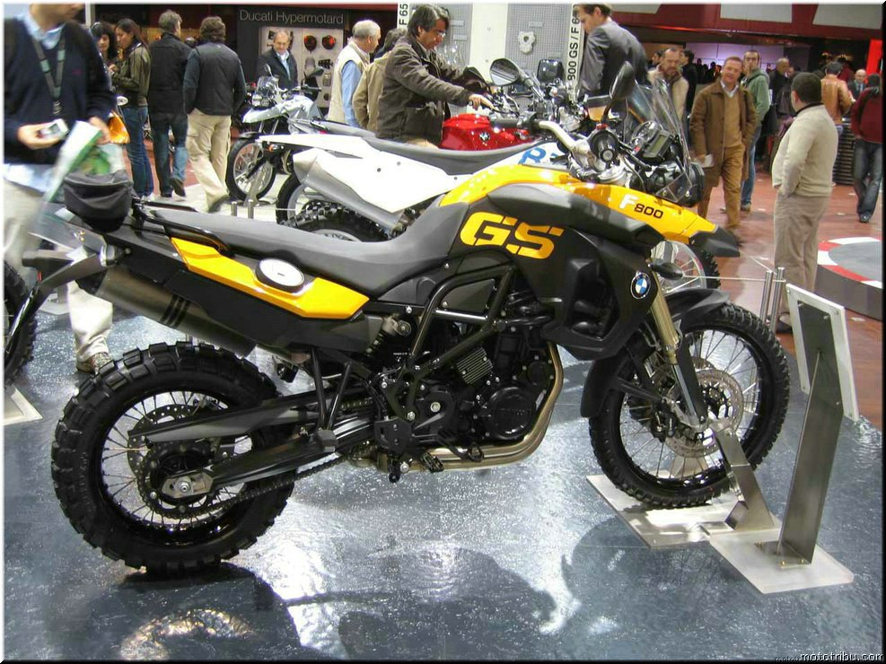 MOTO 