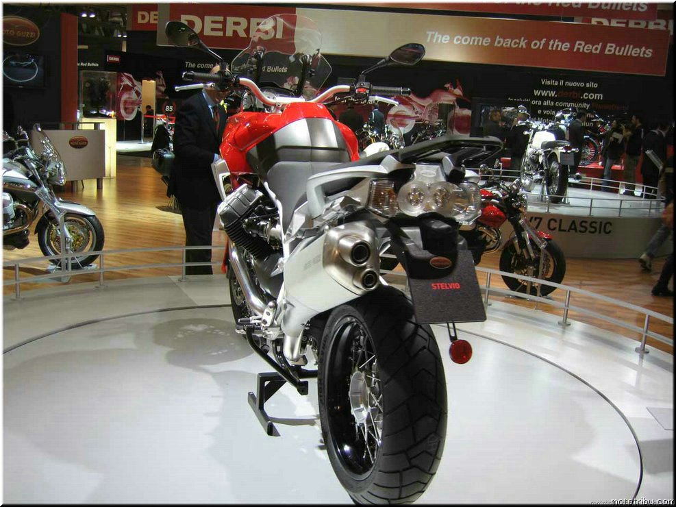 MOTO 