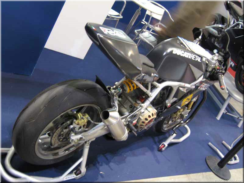 MOTO 