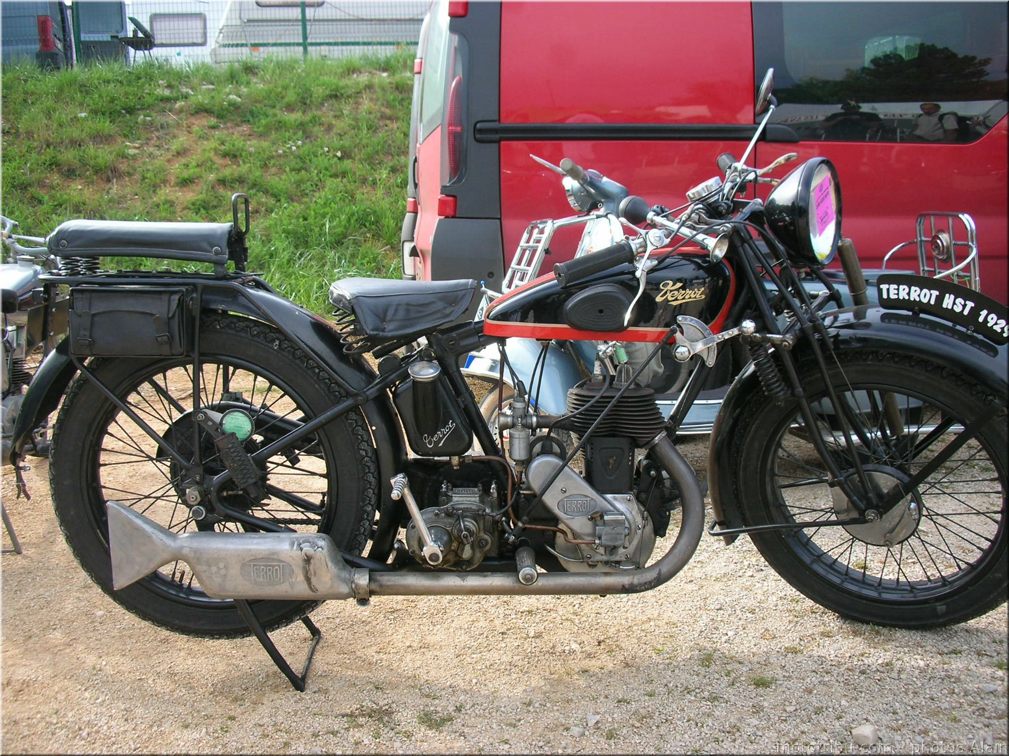 MOTO 