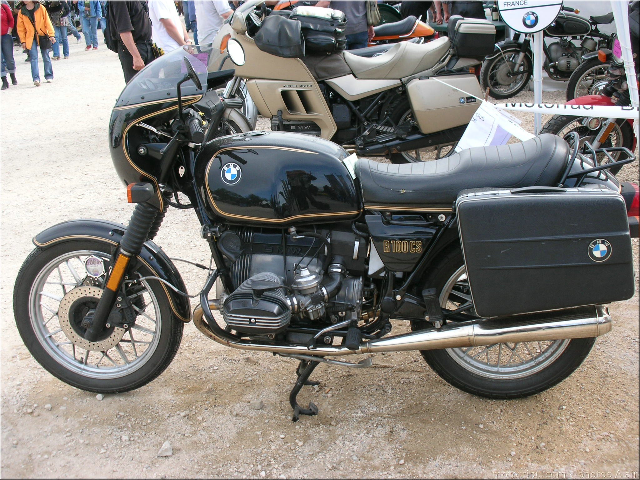 MOTO 