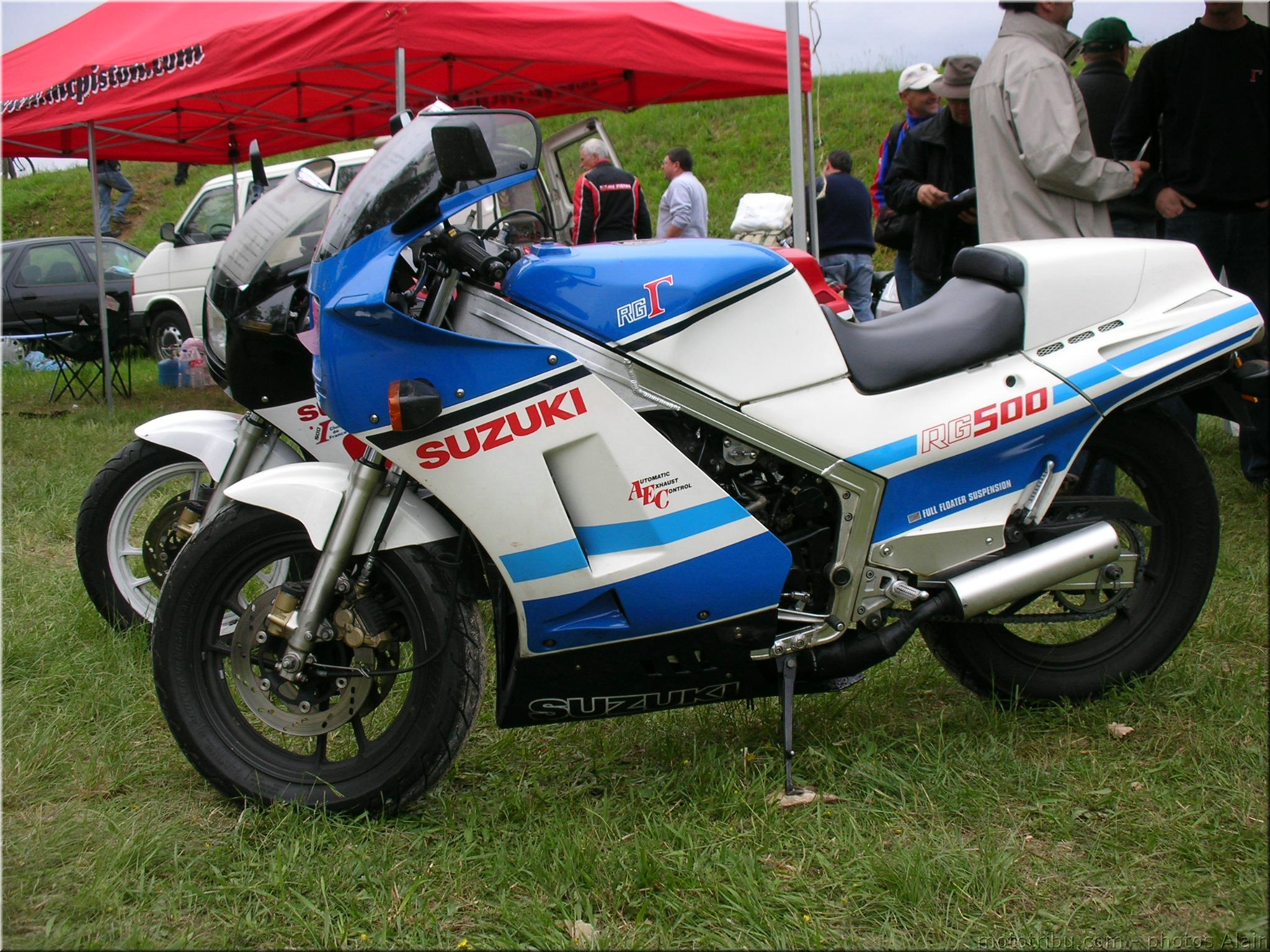 MOTO 