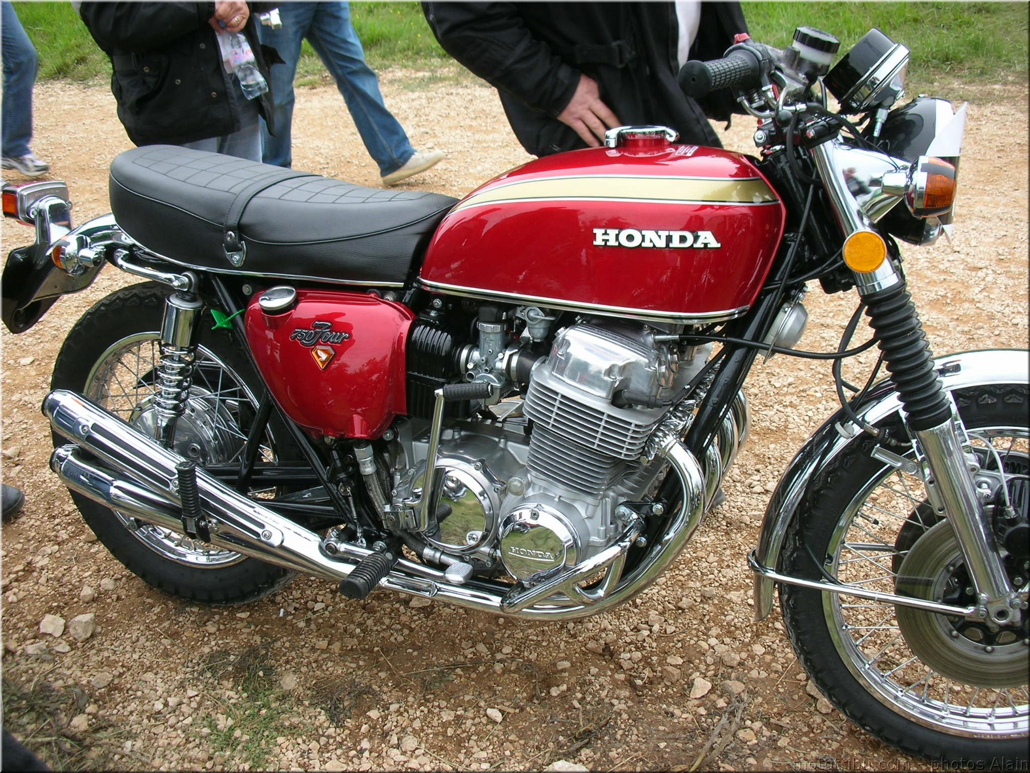 MOTO 