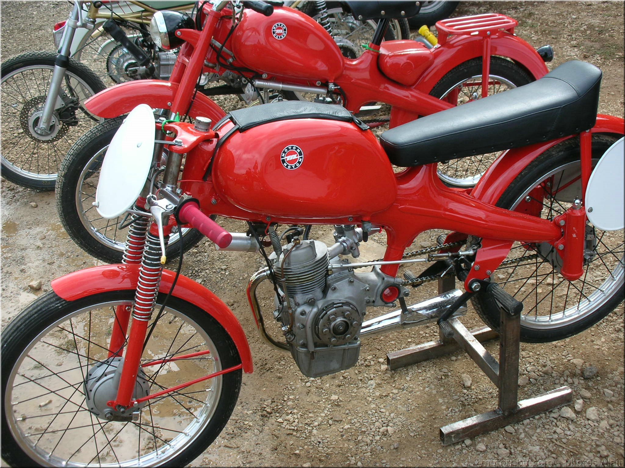 MOTO 