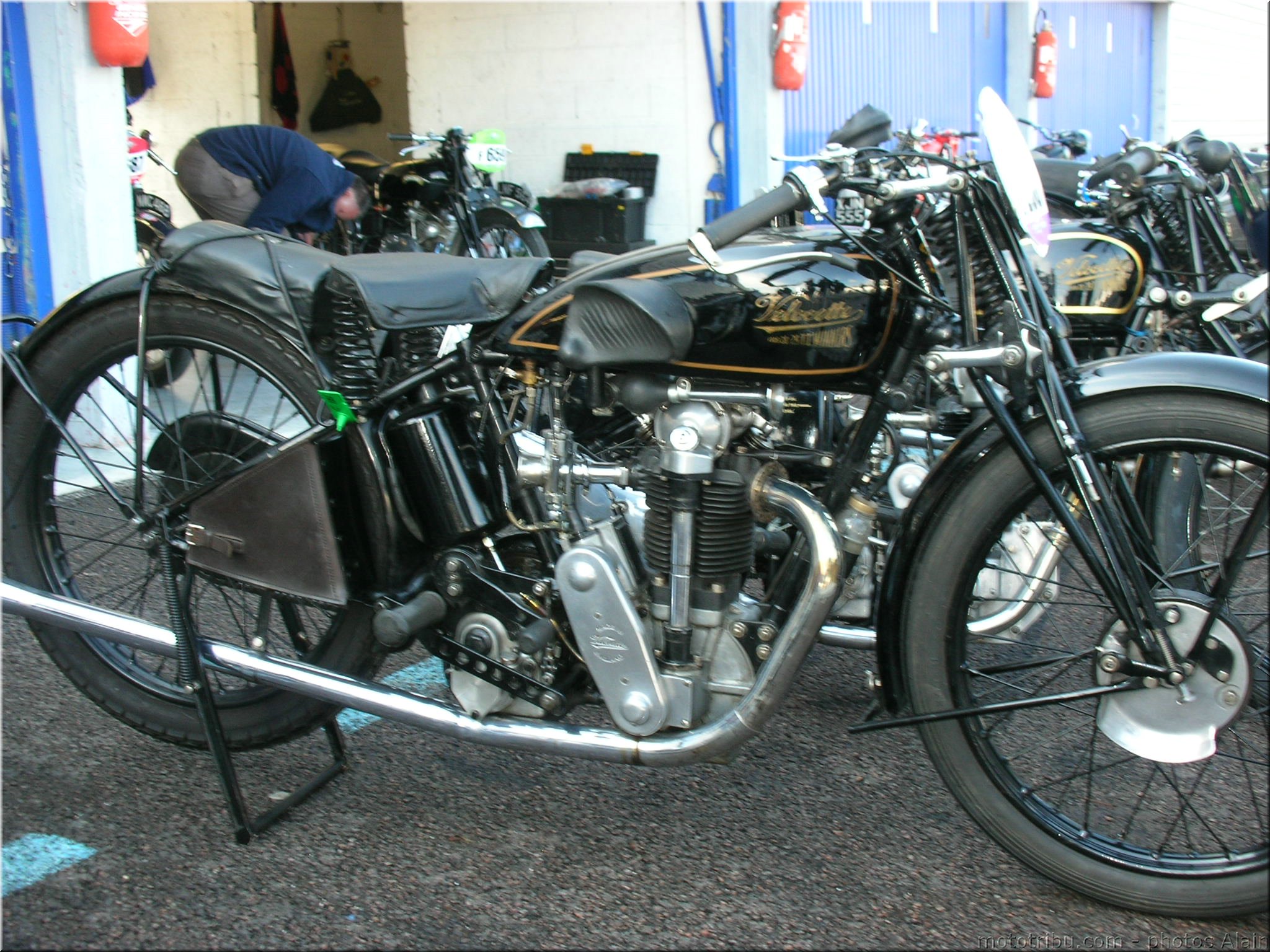 MOTO 