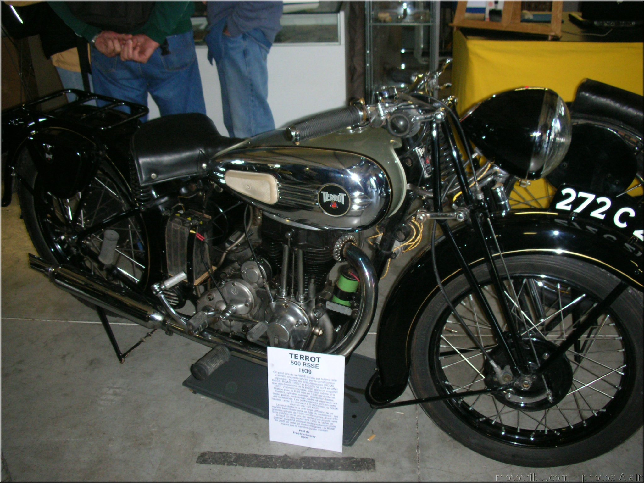 MOTO 