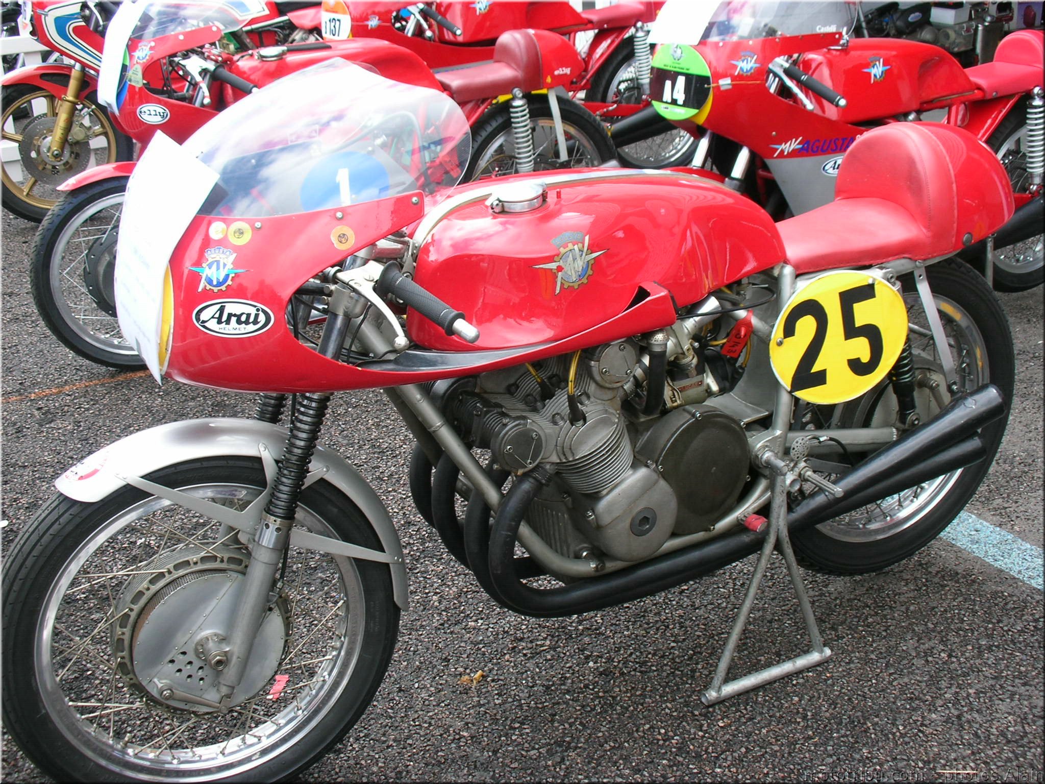 MOTO 