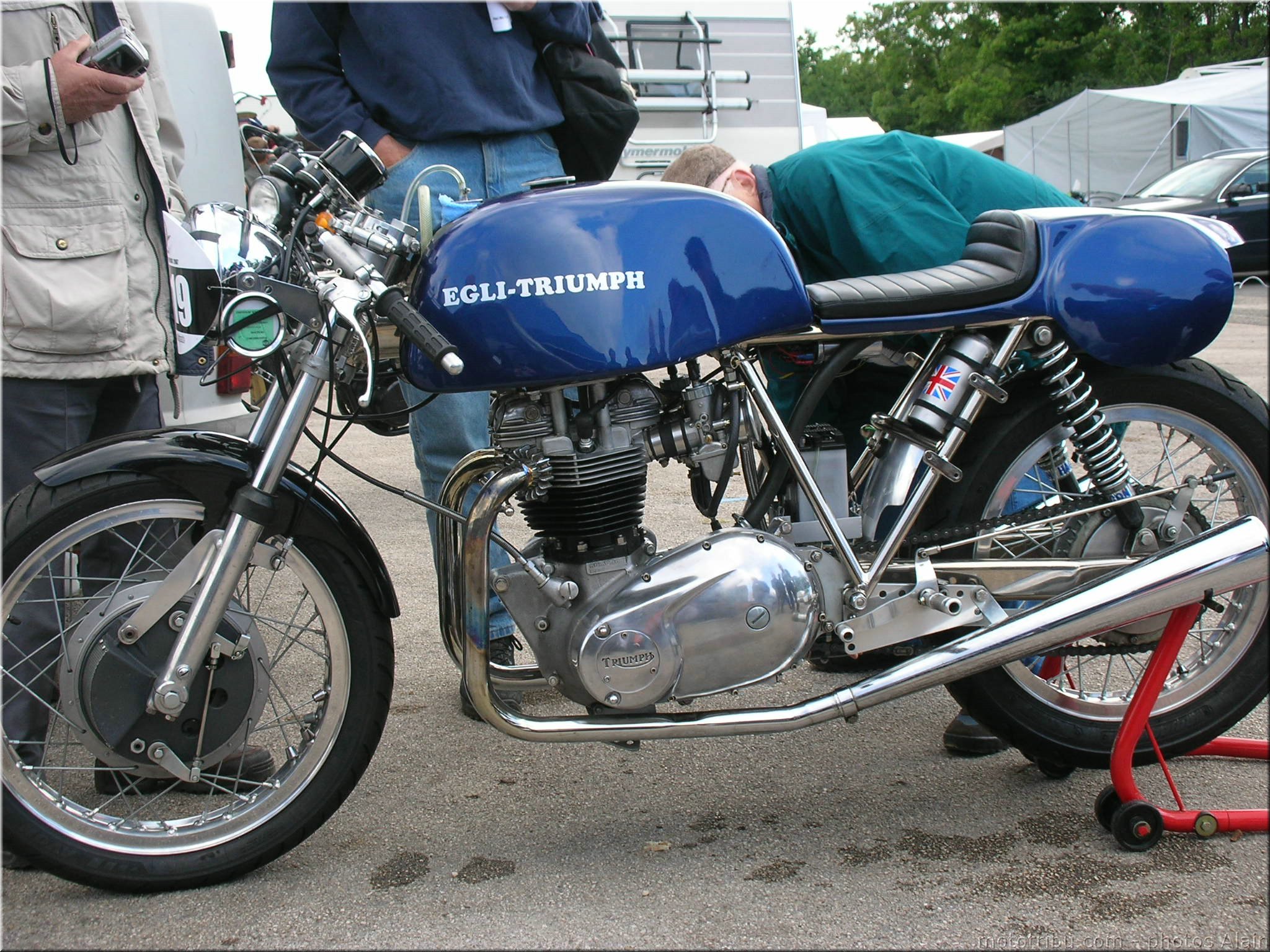MOTO 