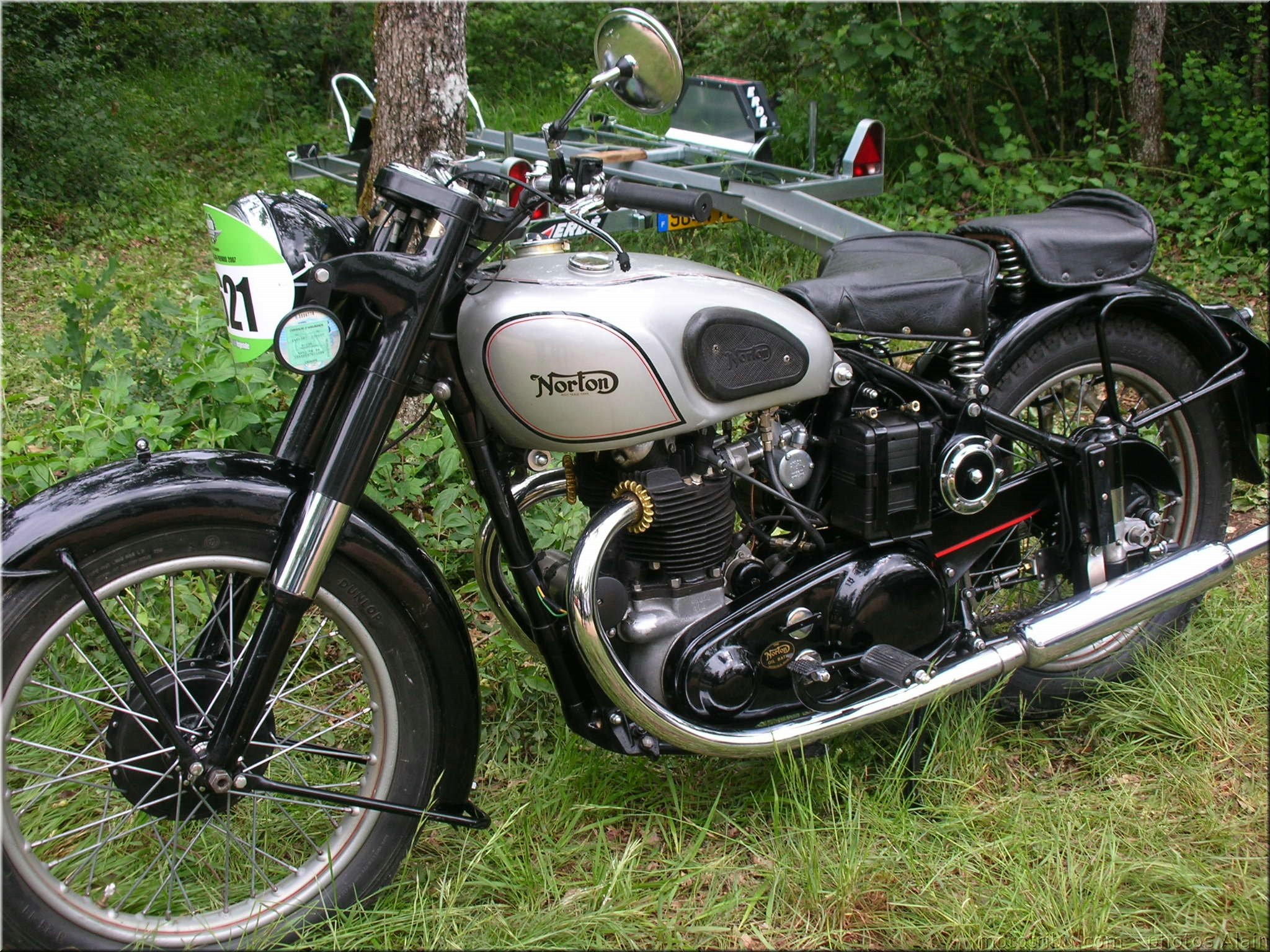MOTO 