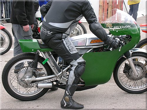 moto-legend-2007-0028.JPG