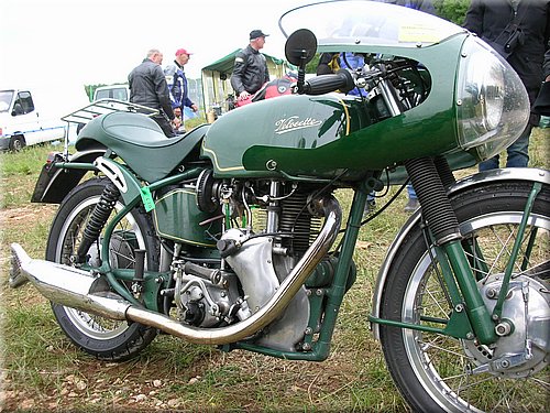 moto-legend-2007-0052.JPG