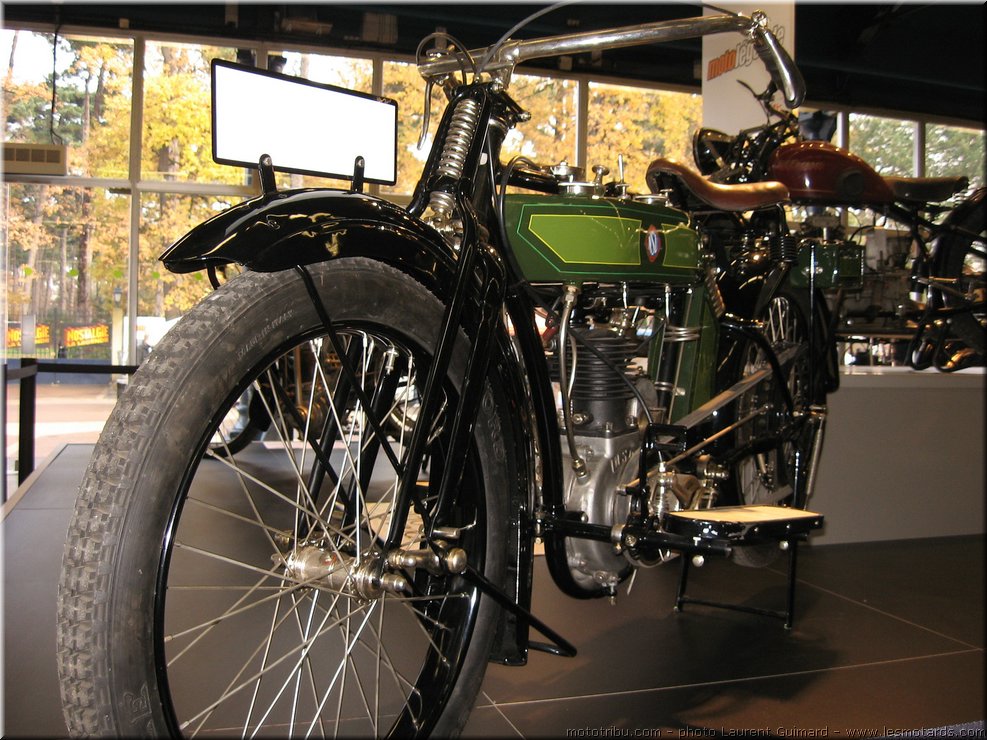 MOTO 
