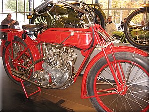 Galloni-750-Turism-1921.jpg