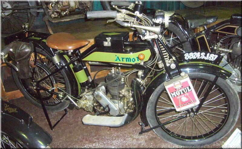 MOTO 