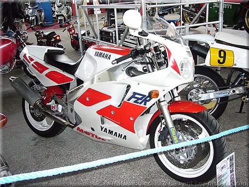 yamaha-fzr-exup-1000cc-1989.jpg