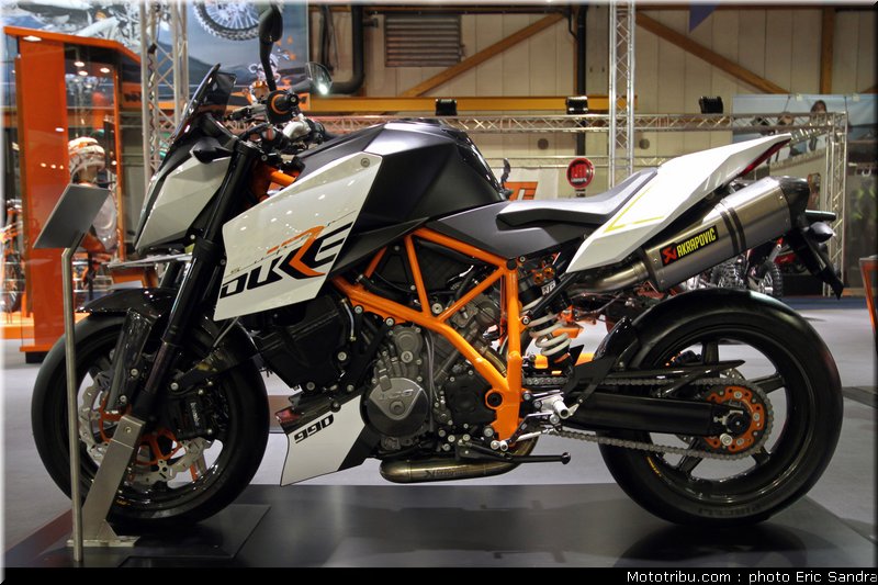 ktm_990_superduke_r_1_bruxelles_2010_0092