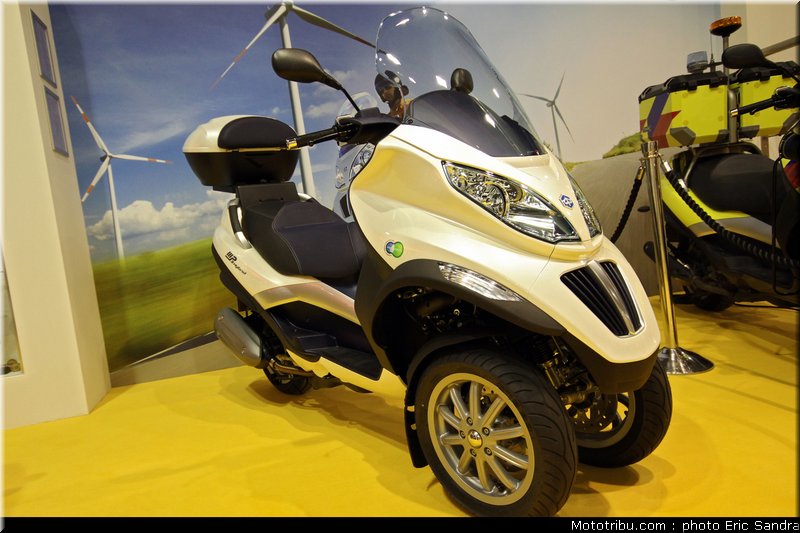 piaggio_hybrid_1_bruxelles_2010_0105