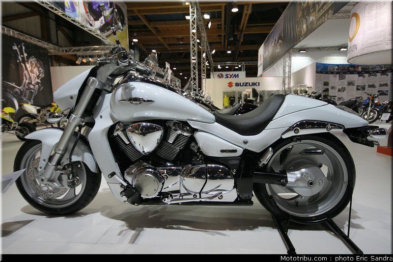 suzuki_vzr1800z_4_bruxelles_2010_0125