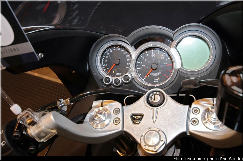triumph_sprint_st_2_bruxelles_2010_0134