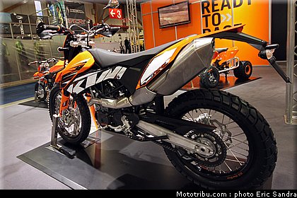ktm_690_enduro_bruxelles_2010_0089.jpg