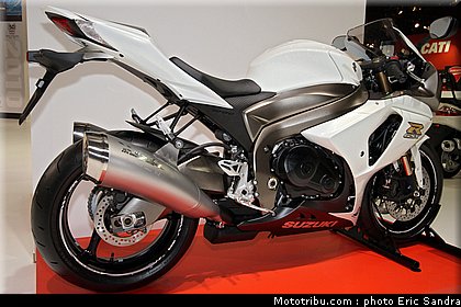 suzuki_gsxr_1000_1_bruxelles_2010_0120.jpg