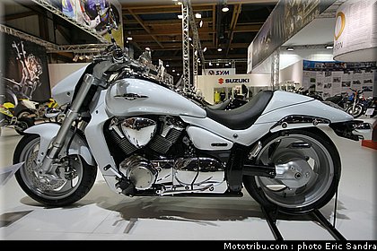 suzuki_vzr1800z_4_bruxelles_2010_0125.jpg