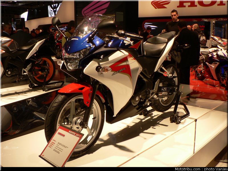 milan_eicma_2010_0103
