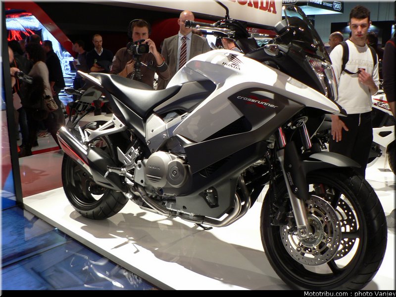 milan_eicma_2010_0118