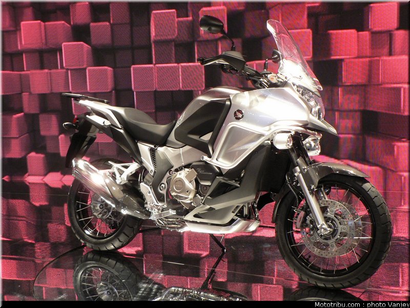 milan_eicma_2010_0121
