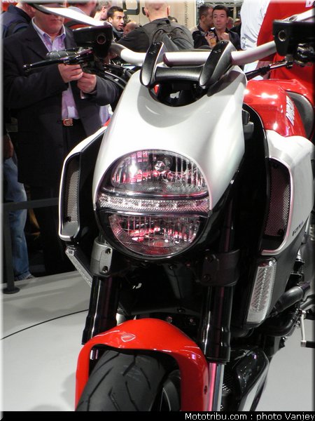 milan_eicma_2010_0144