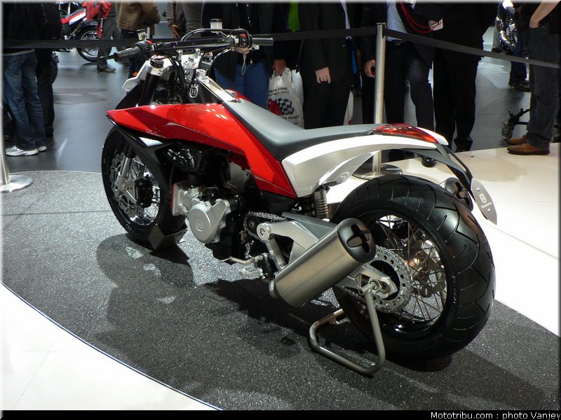 milan_eicma_2010_0185