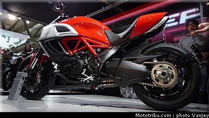 milan_eicma_2010_0018.JPG