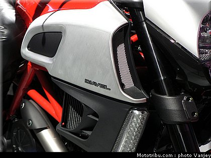 milan_eicma_2010_0033.JPG