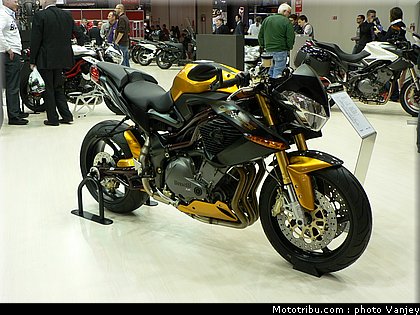milan_eicma_2010_0101.JPG