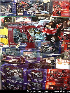 milan_eicma_2010_0114.JPG