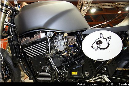 salon_bruxelles_2010_BikeDesign_Kawazaki_ZRX100.jpg