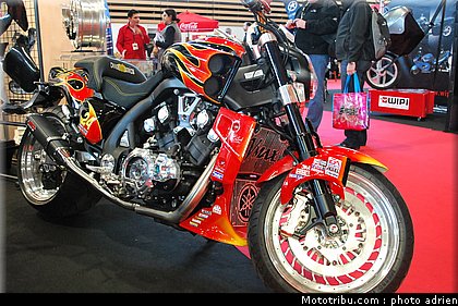 jpms_2011_cannes_moto_services_04.JPG