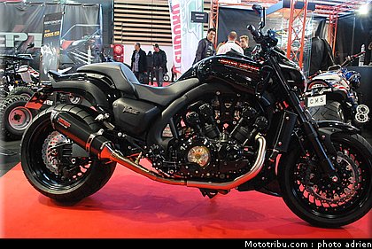 jpms_2011_cannes_moto_services_11.JPG