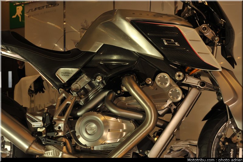 boxer_003_salon_de_la_moto_paris_2011