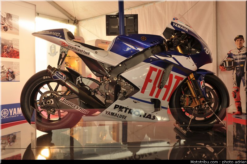 yamaha_gp_014_salon_de_la_moto_paris_2011