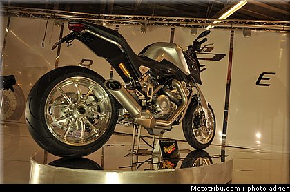 boxer_002_salon_de_la_moto_paris_2011.jpg