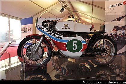 yamaha_gp_003_salon_de_la_moto_paris_2011.jpg