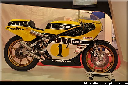 yamaha_gp_007_salon_de_la_moto_paris_2011.jpg