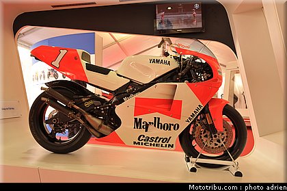 yamaha_gp_010_salon_de_la_moto_paris_2011.jpg
