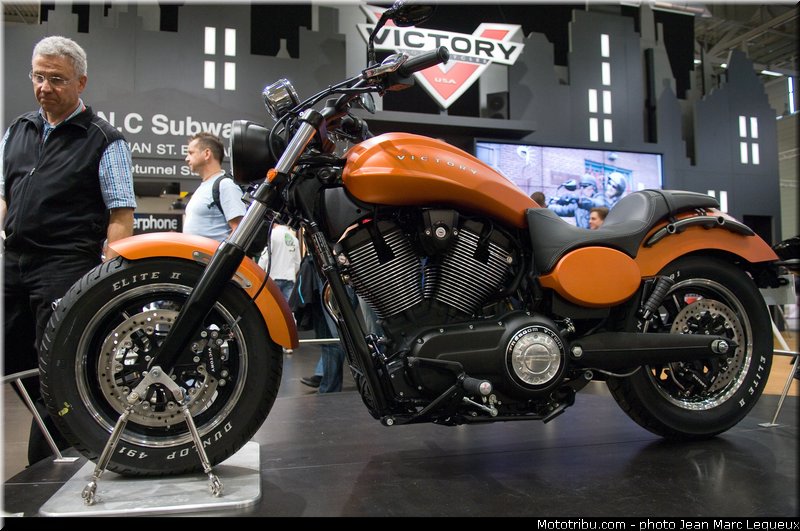victory_03_salon_intermot_cologne_2012