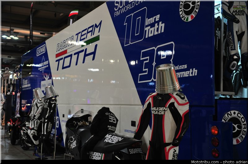 divers_030_salon_de_milan_eicma_2012